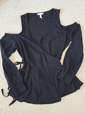 Leith- Black Women's Flowy Wrap Top, Open Shoulder Size S